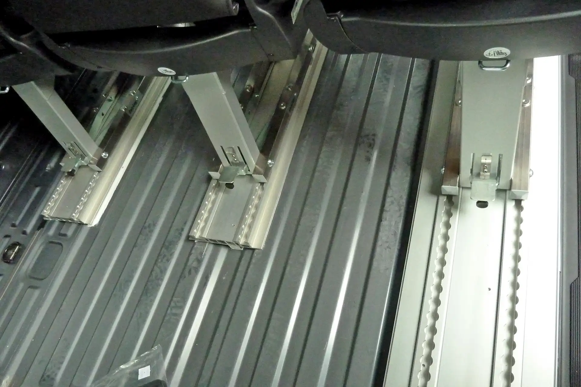 Airlineschiene für Sitze verstellbar herausnehmbar individuell