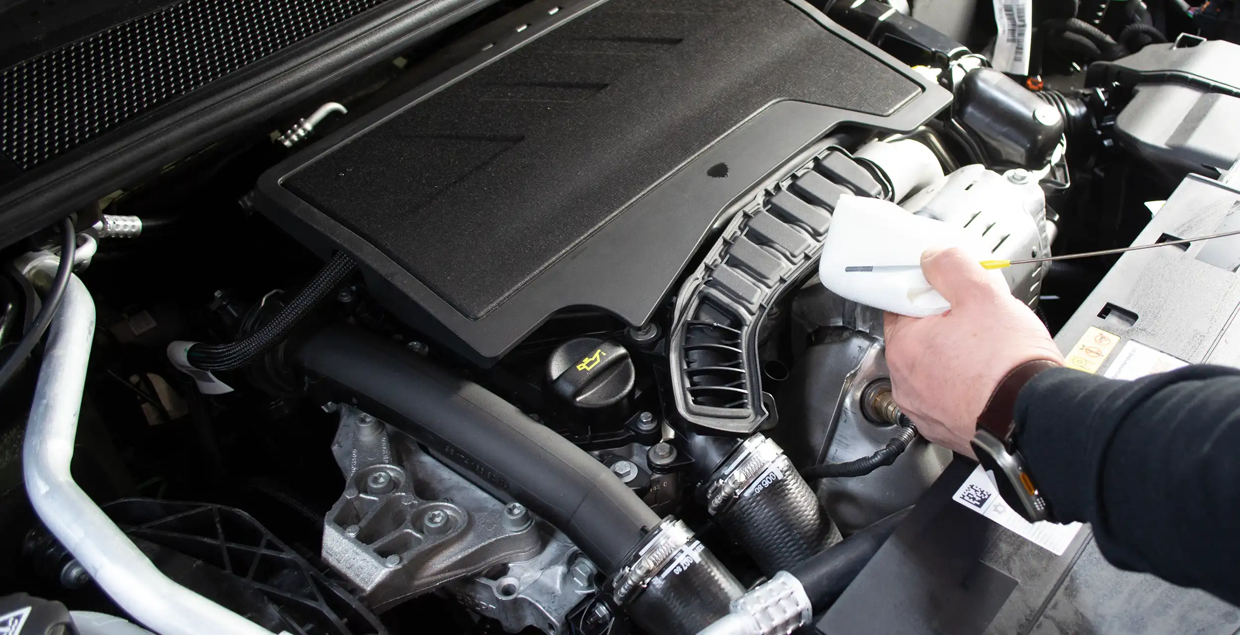 Wartung Durchsicht KFZ Werkstatt Service PKW Transporter Urlaubscheck