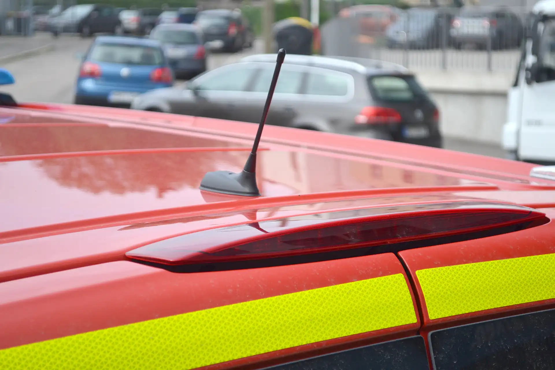 Sondersignalanlagen und Warnanlagen für Einsatzfahrzeuge – Front- & Heckblitzer von HÄNSCH und HELLA | Döerfelt Zwickau