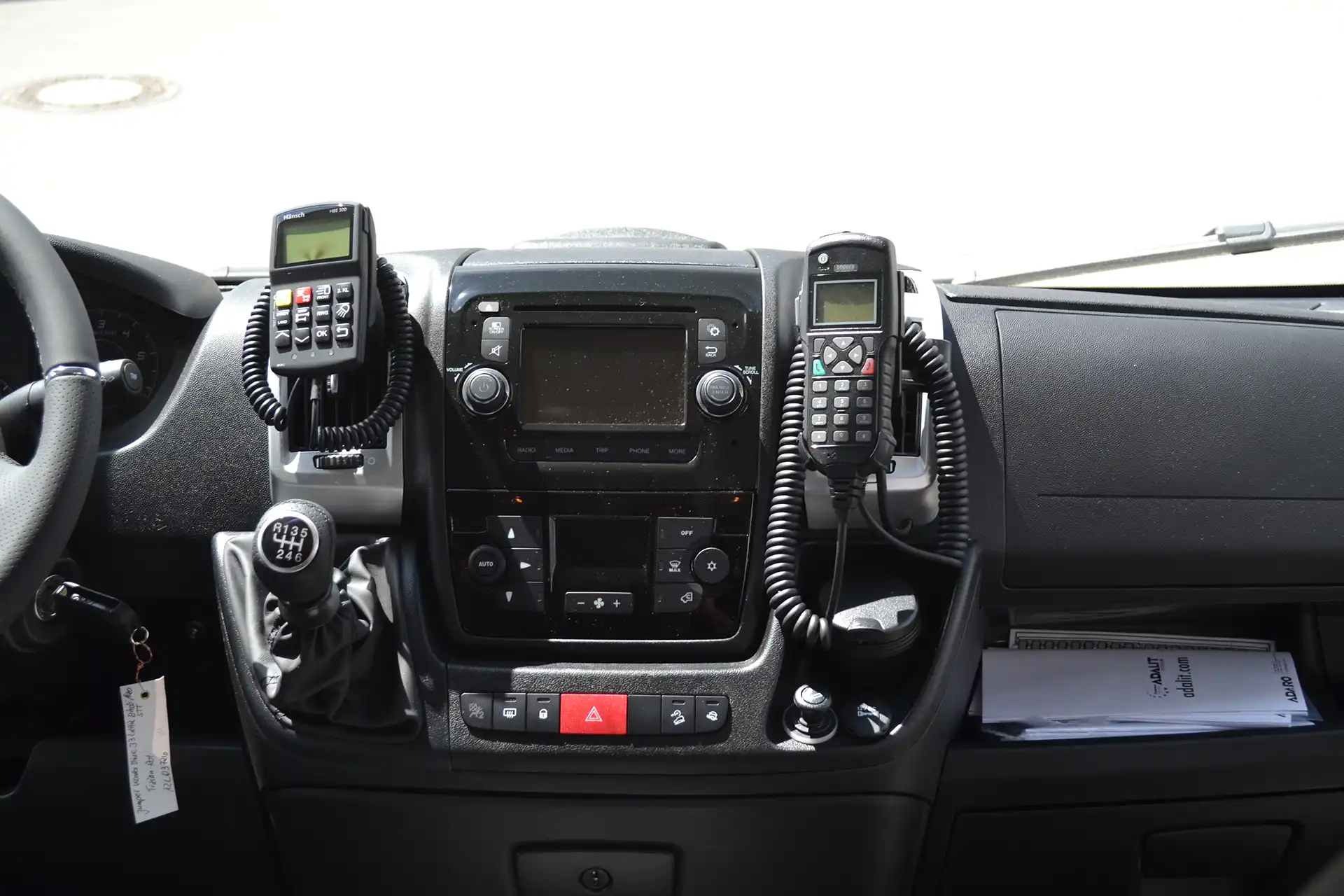 Sepura BOS-Funksystem Handbedienteil mit Monochrom-Display für Digitalfunk, geprüft in der Werkstatt in Zwickau