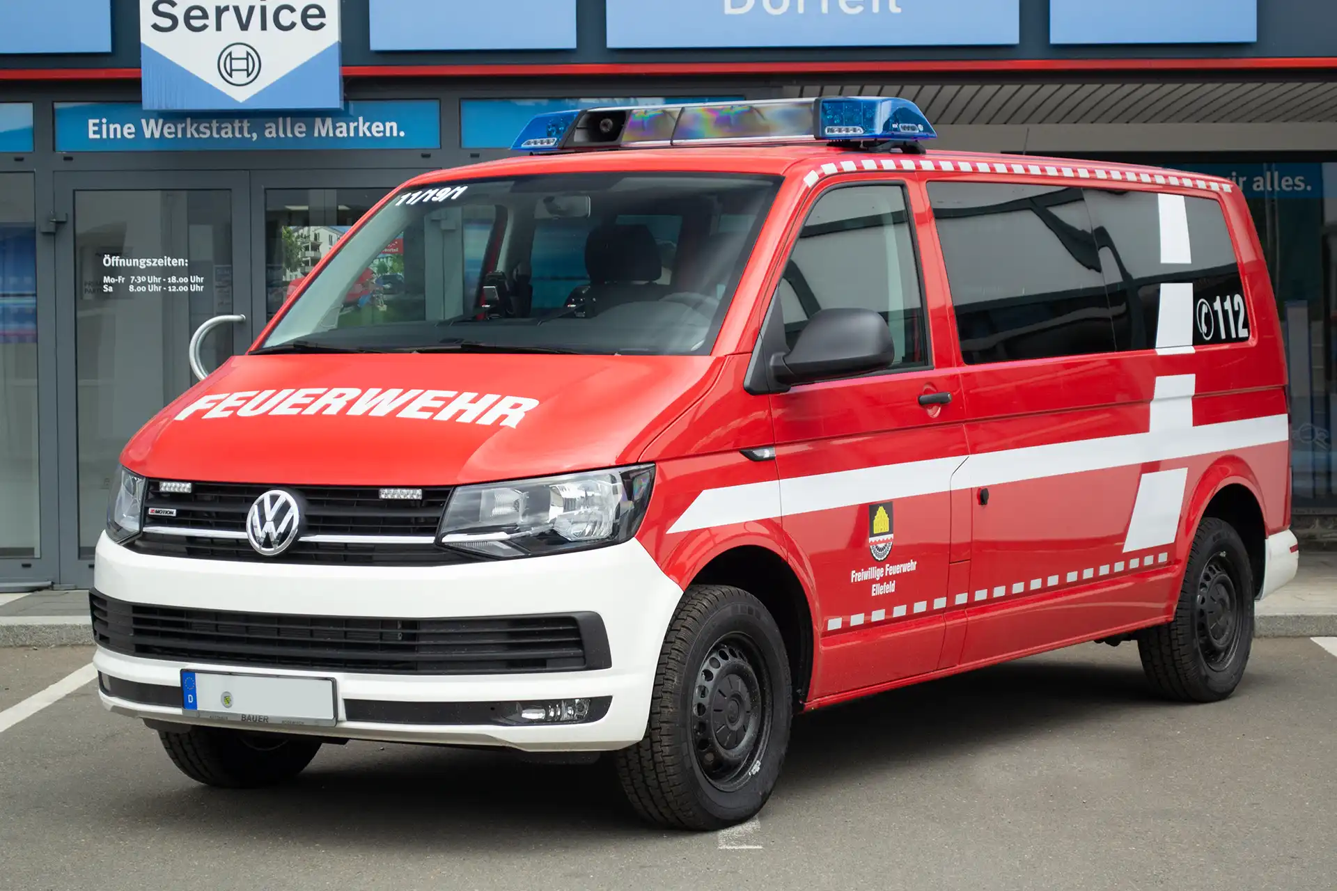 Sondersignalanlagen und Warnanlagen für Einsatzfahrzeuge – Front- & Heckblitzer von HÄNSCH und HELLA | Döerfelt Zwickau