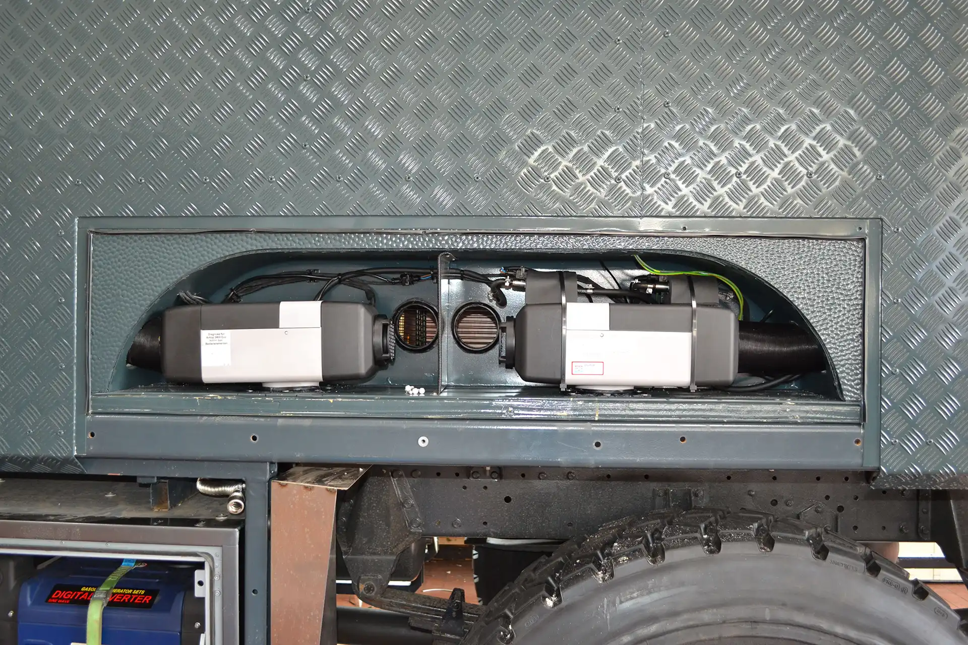 DÖRFELT - DIE WERKSTATT Standheizung und Luftheizung für LKW MAN Camper Wohnmobil seitlicher Einbau Webasto Air Top