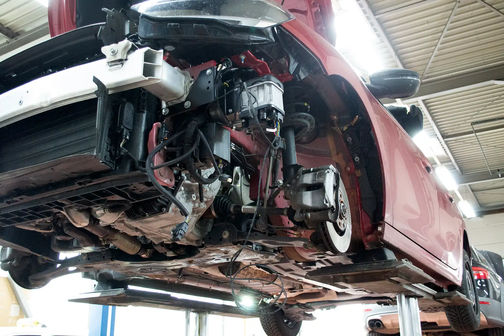 Auto Standheizung nachrüsten beim Bosch Service Dörfelt in Zwickau – Webasto Thermo Top mit Wasserpumpe und Wasserheizgerät für angenehme Temperaturen im Fahrzeug.